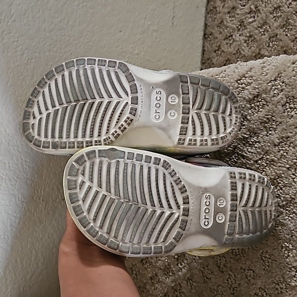 Preloved rainbow tie dye crocs - Picture 2 of 3